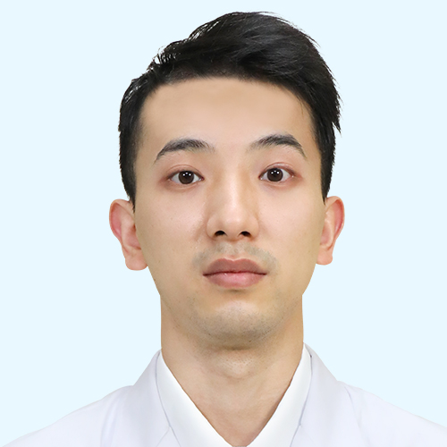 何易成