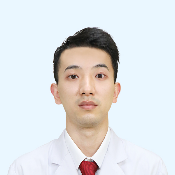 何易成